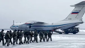 Rus askerleri çekiliyor