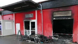 Kürt sanatçının mekanı kundaklandı