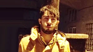 45 dakika yerde suyun içinde bekletmişler