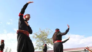 Alevilerin kampanyası mitingle sürecek