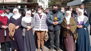 Adliye önünde eylem