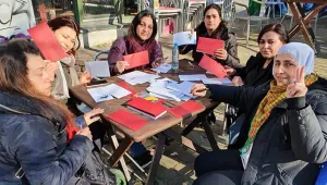 Kadın tutsaklarla dayanışma