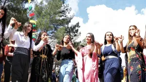'Devrimi savunacağız'