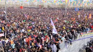 Kürtler Newroz’da 'yenilmedik’ dedi