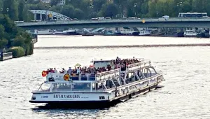 Paris’te gemi eylemi