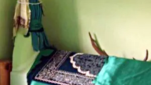 100 yıllık türbe boş çıktı