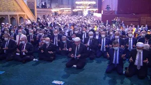 Kobanê’de kılınmayan namaz Ayasofya’da kılındı