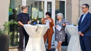 Siviller bombalanıyor