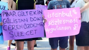 AKP'yi protestoya gözaltı