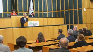 Kürt düşmanlığını dünyaya dayatıyor