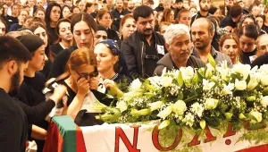 Ali ağıtlarla uğurlandı  