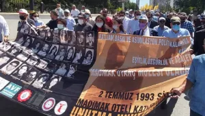 Madımak yangını devam ediyor 