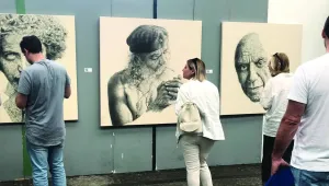 Amsterdam’daki ilk sergi
