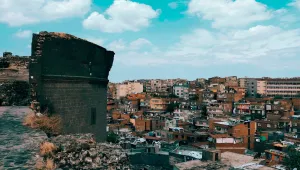 Bir kentin yiten hafızası: Ben û Sen