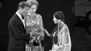Oscar 50 yıl sonra özür diledi
