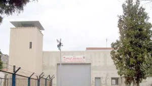 Her tarafı HUKUKSUZLUK