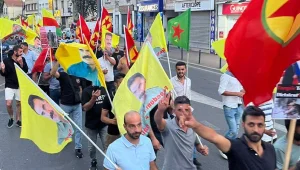 Kürtler saldırılara karşı ayakta