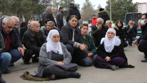 Tutsaklar için 300 gündür nöbet