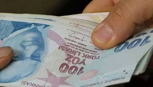 FT, kara parayı sorguladı