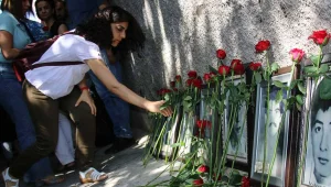 Apê Musa vurulduğu sokakta anıldı