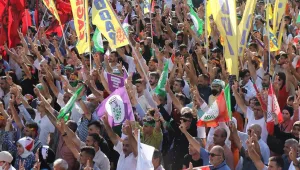 “Batı mı Doğu mu” meselesi ve politik durumda belirsizlik 