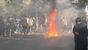 Halk ısrarlı: Bu rejim değişecek