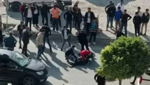 Polis aracıyla ağır yaraladı
