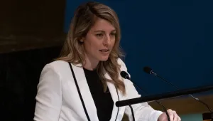 Mélanie Joly: İran’na net mesaj verilecek