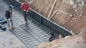 Toplu mezar alanına havuz