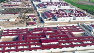 Rejime cezaevi yetişmiyor