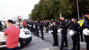 Schneider: Polisin tutumu düşmanca