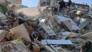 7,7 şiddetinde deprem 10 kenti vurdu