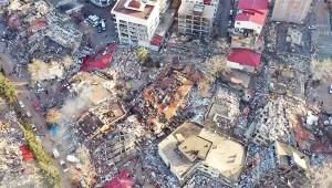 Deprem bölgesinden kısa kısa...