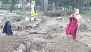 Bu mezarda yatan arkadaşım