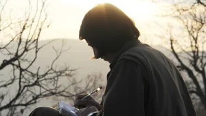 Yıkıntılardan çağırıyorum seni