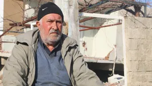 İki gün aç, susuz ve yalın ayak