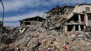 İngiltere’den mühendisler deprem bölgesinde