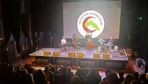 Sanatçılar dayanışma için söyledi