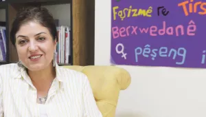 Ege'ye kadın rengi