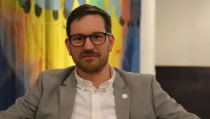 İsveç demokrasisi tökezliyor
