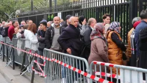 Artık bu zalim gitmeli