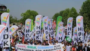 Demokratik seçimler, demokratik toplum ve meclisler gerçeği!
