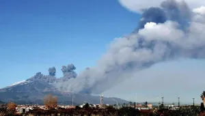 Etna harekete geçti