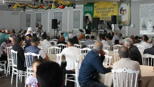 Bayrağını yere indirmeyeceğiz