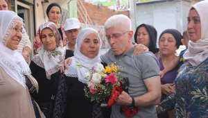 Başları dik ve onurlu çıkıyorlar
