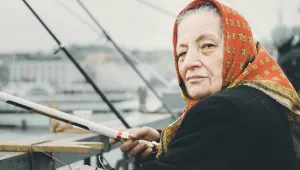Yaşlı kadınlar yoksulluk kıskacında
