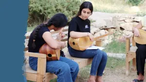 Her çocuk enstrüman çalmalı