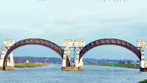 Yağışlar da Ren’de taşımacılığı kurtaramadı