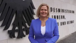 Almanya sınır dışıları hızlandırma peşinde