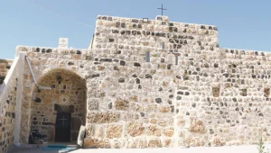 İkiz kardeşlerin manastırı